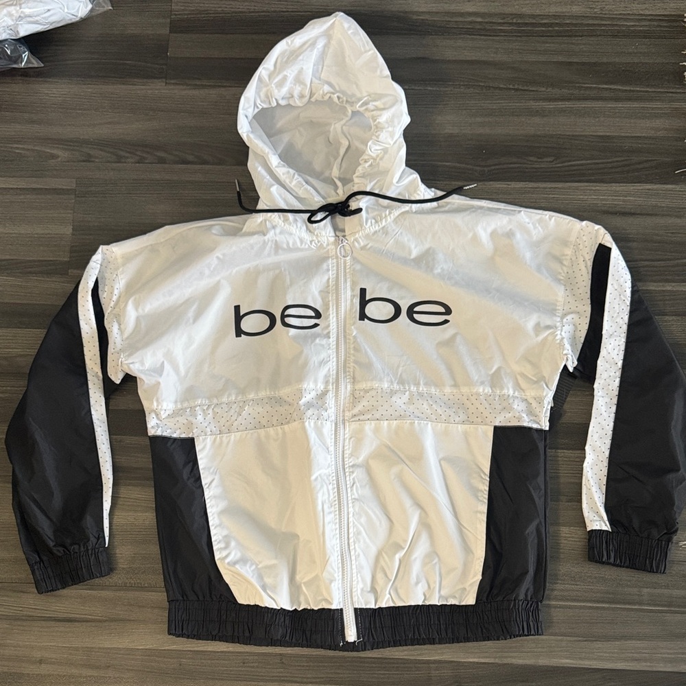 NWT Bebe Monochrome Hooded Windbreaker